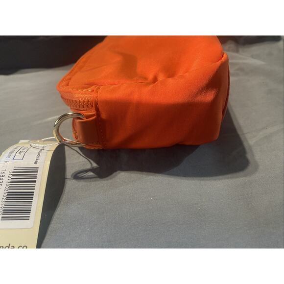 NWT Retired Rotunda Chatt Crossbody Bag Red - Picture 4 of 9